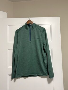 Vineyard Vines Men's Sankaty 1/4Zip performance pullover Large